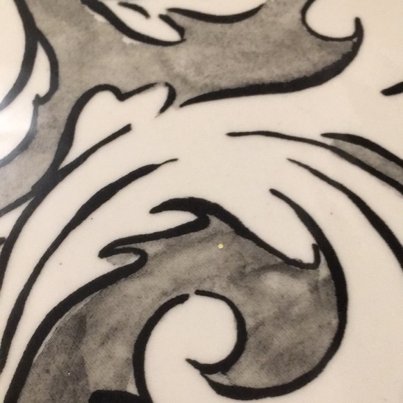 Molly Hatch Anthropologie Cake Pie Stand - Picture 14 of 14